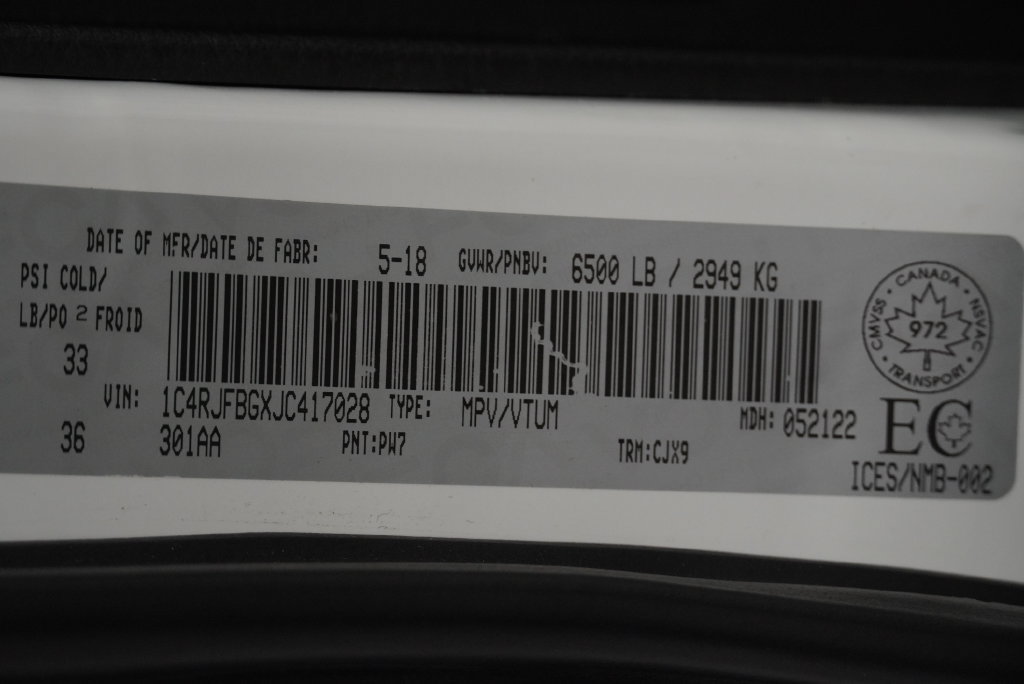 Used 2018 Jeep Grand Cherokee Limited AWD/4WD image 47