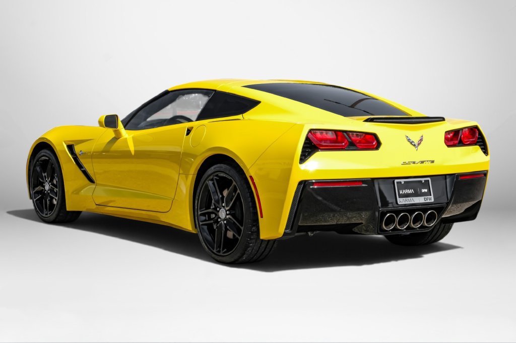 Used 2019 Chevrolet Corvette Stingray Coupe w/ 1LT RWD image 7