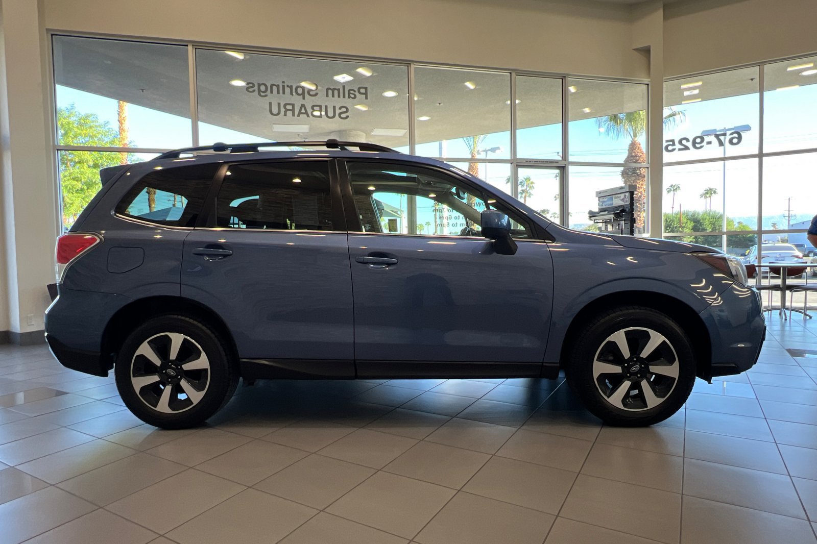 Used 2017 Subaru Forester 2.5i Limited AWD/4WD image 6
