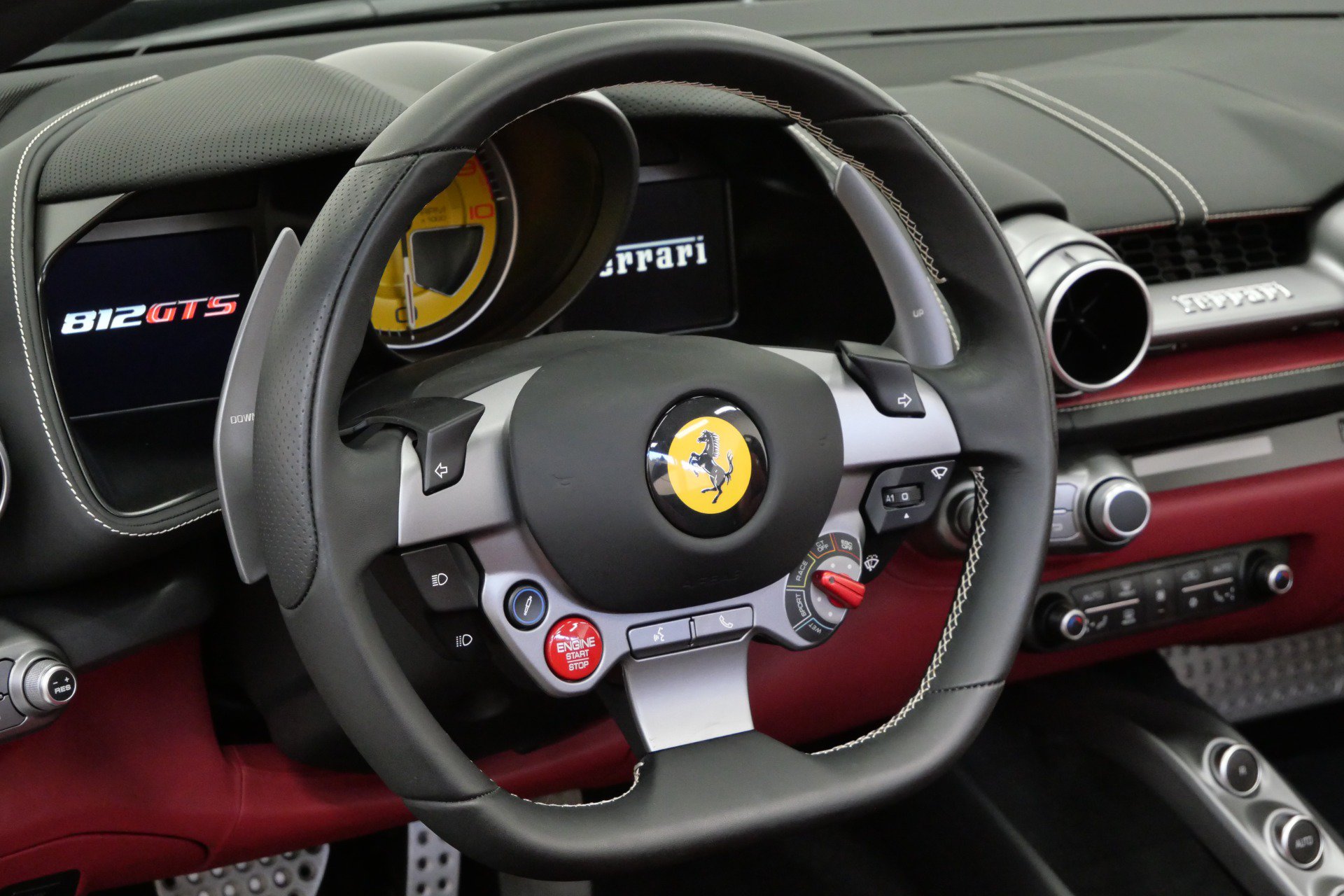Used 2021 Ferrari 812 GTS RWD image 14