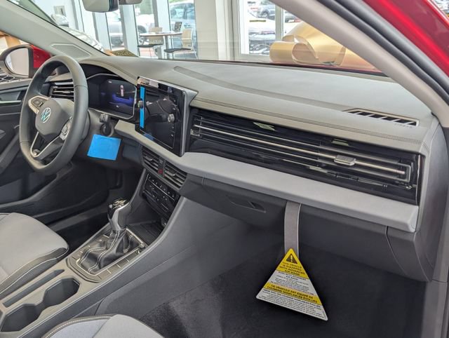 New 2026 Volkswagen Jetta SE FWD image 16