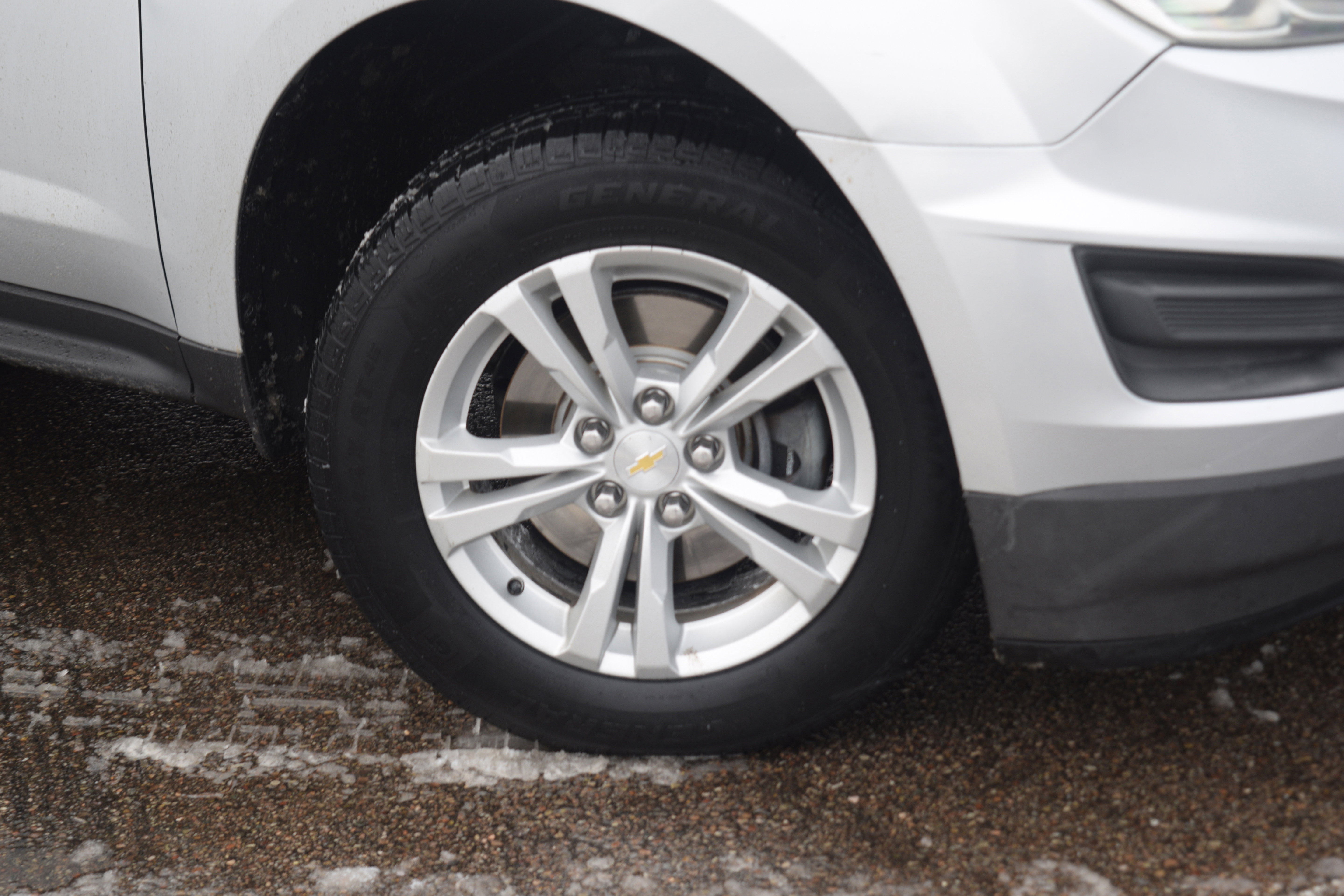 Used 2017 Chevrolet Equinox LS image 28