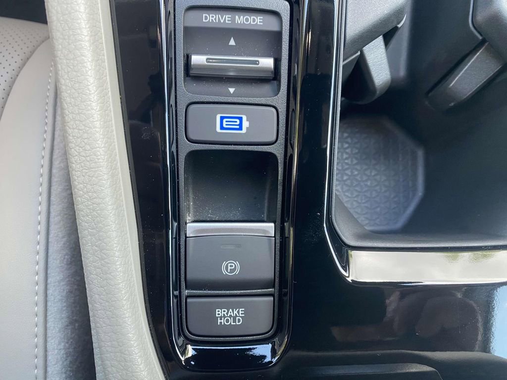 Used 2025 Honda Accord EX-L image 26