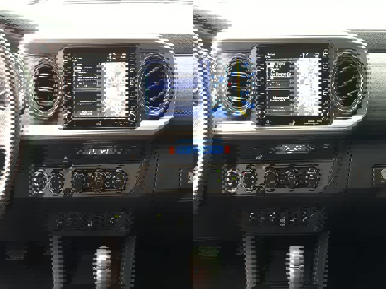 Used 2022 Toyota Tacoma Limited w/ Nightshade Package image 30