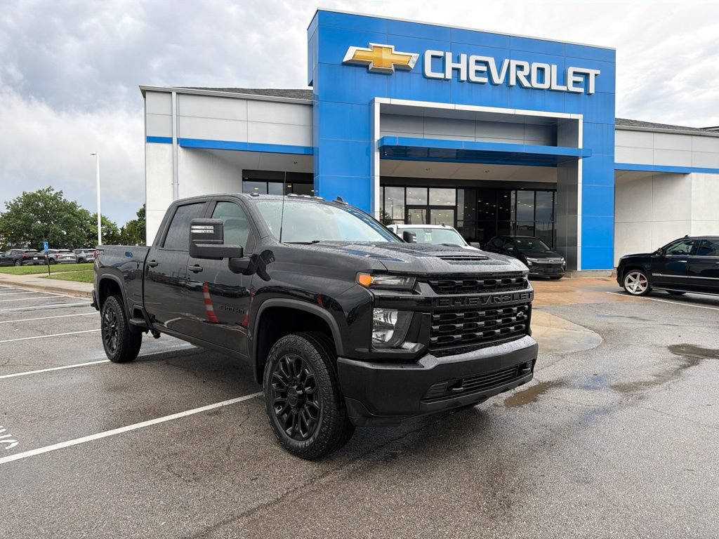 Used 2023 Chevrolet Silverado 2500 Custom w/ Custom Value Package AWD/4WD image 1