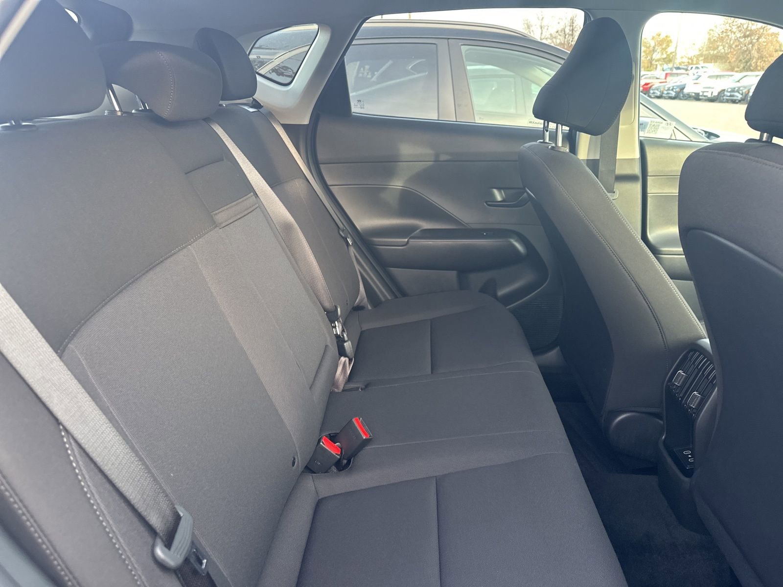 Used 2025 Hyundai Kona SEL image 38