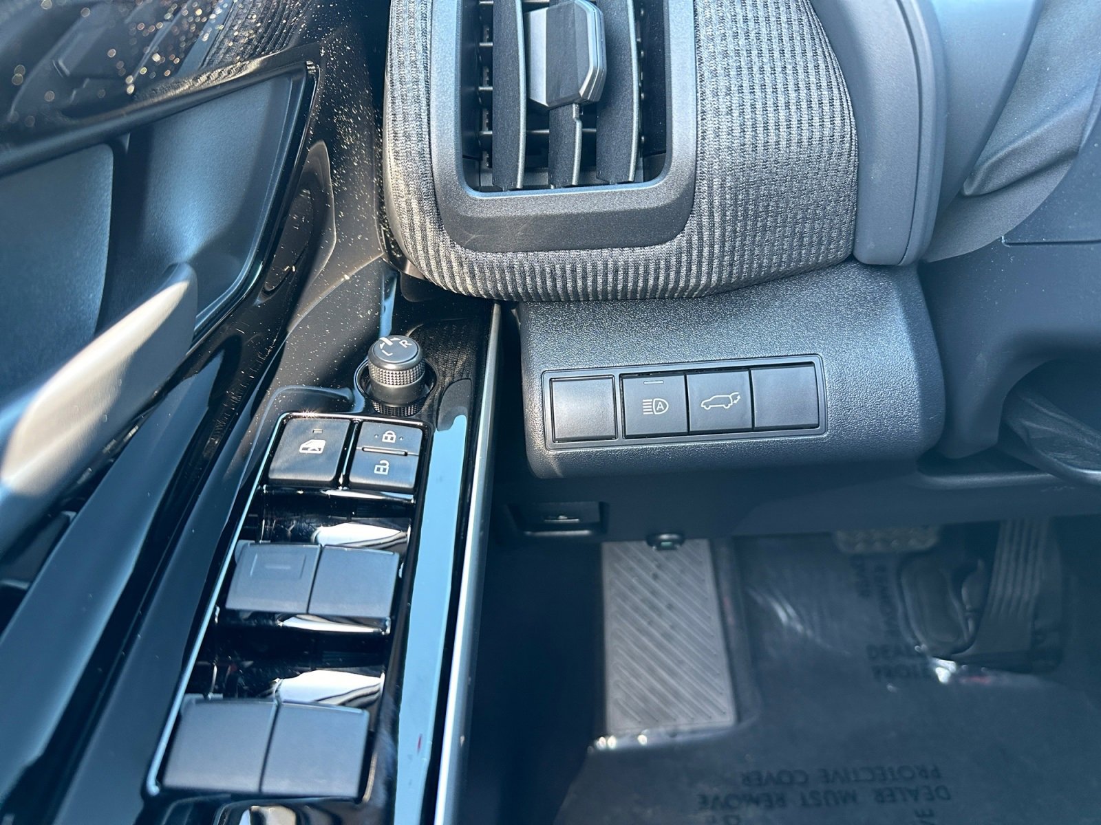 Certified 2025 Toyota bZ4X XLE image 39