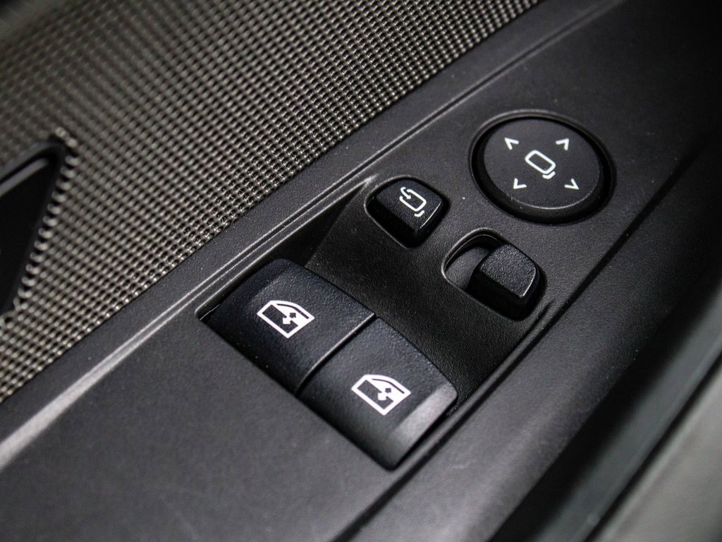 Used 2023 BMW M4 xDrive Competition image 53