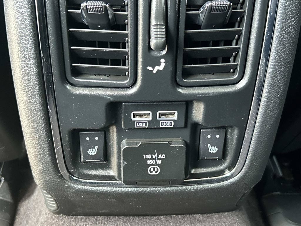 Used 2016 Dodge Durango Citadel w/ Premium Entertainment Group AWD/4WD image 18