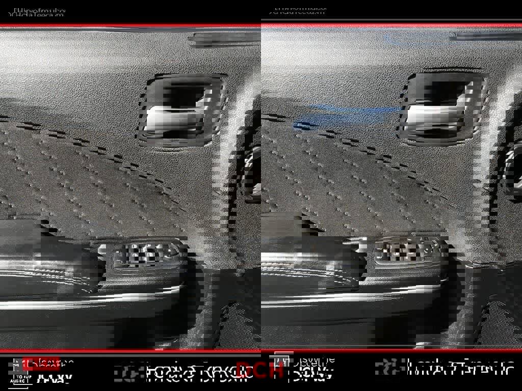 Used 2023 Dodge Charger SXT image 16