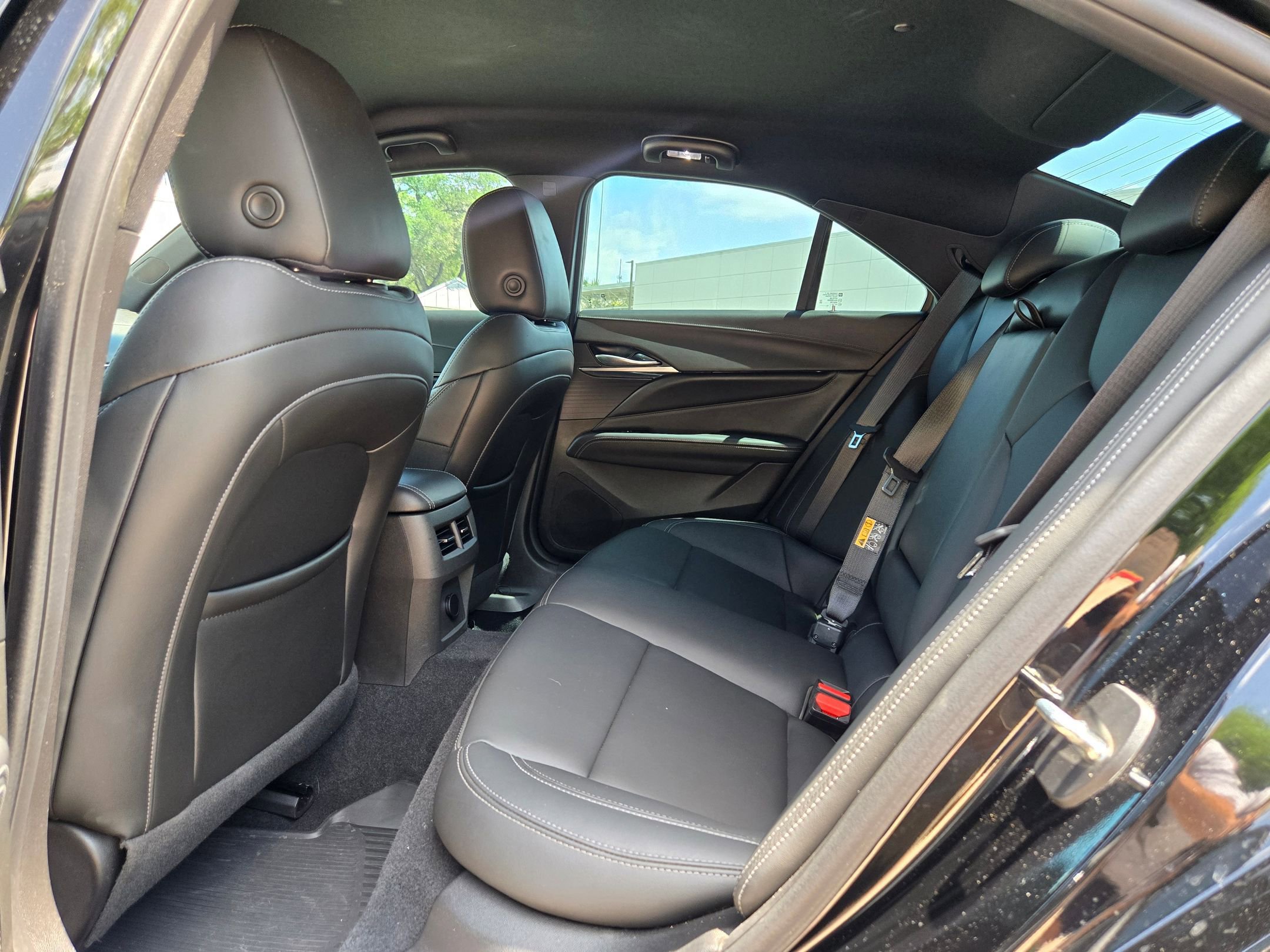 Used 2024 Cadillac CT4 Luxury w/ Cold Weather Package RWD image 14