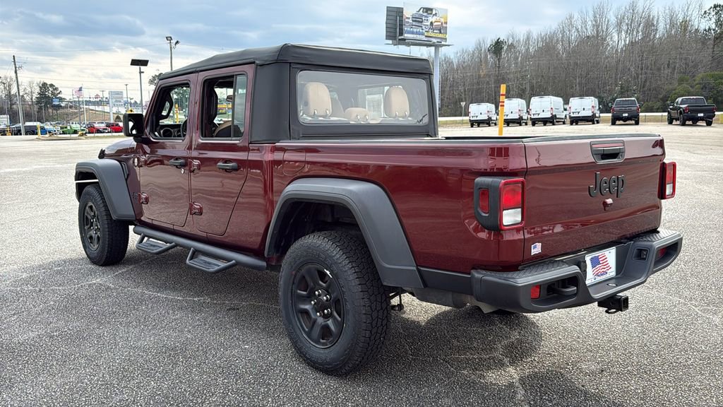 Used 2021 Jeep Gladiator Sport image 5