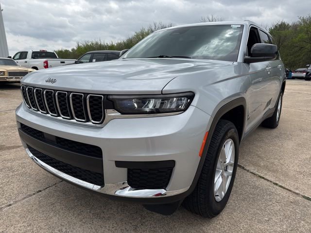 Used 2024 Jeep Grand Cherokee L Laredo image 5