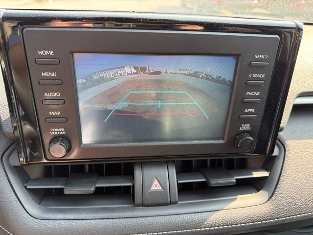 Used 2019 Toyota RAV4 XLE FWD image 9