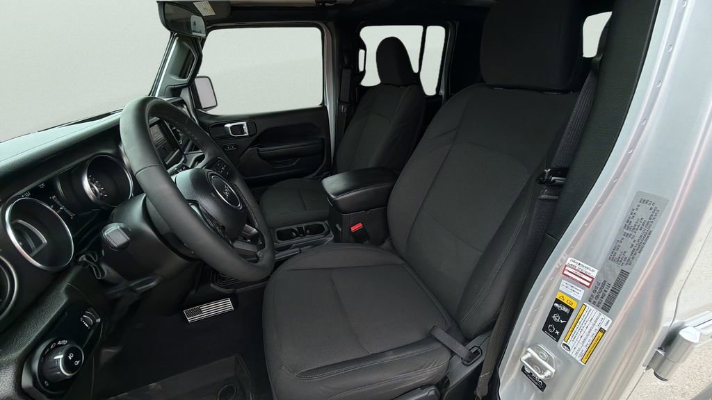 Used 2023 Jeep Gladiator Sport AWD/4WD image 20
