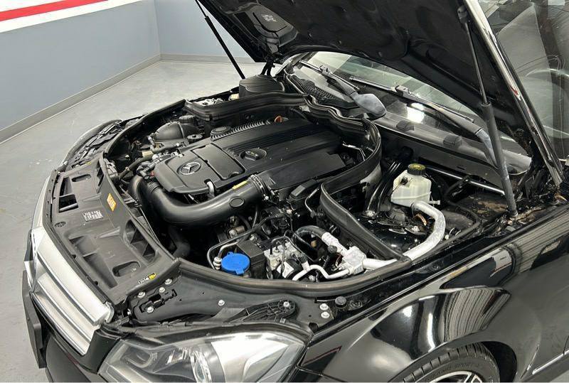 Used 2013 Mercedes-Benz C 250 Sedan image 18