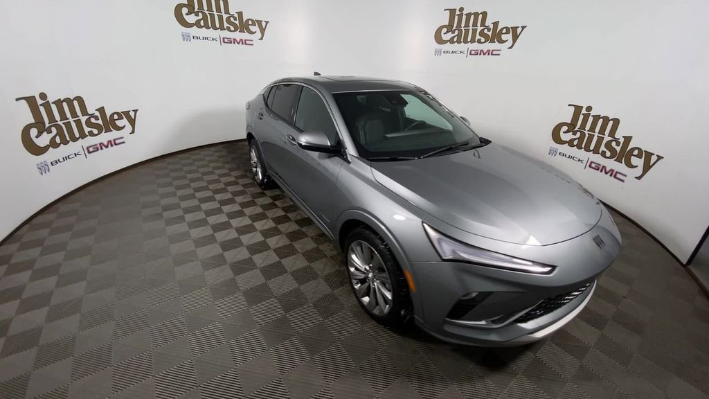 Used 2024 Buick Envista Avenir image 2
