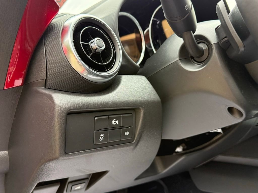 New 2025 MAZDA MX-5 Miata RF Grand Touring RWD image 27