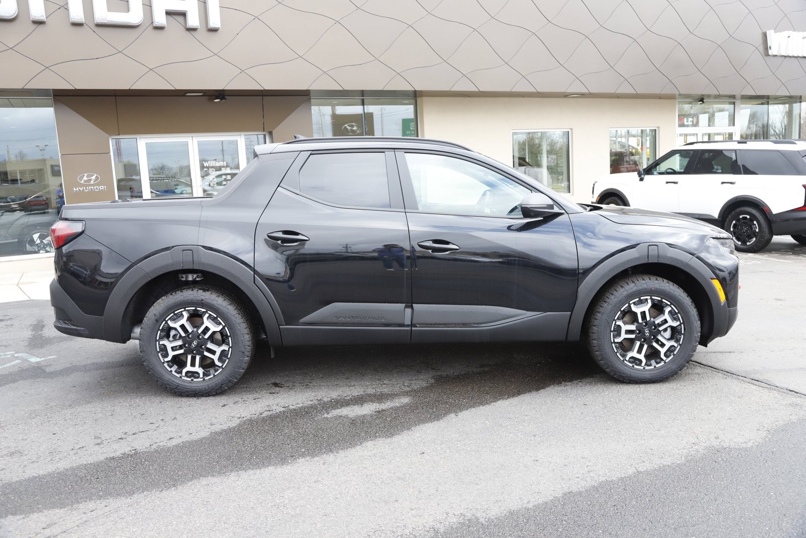 New 2026 Hyundai Santa Cruz XRT AWD/4WD image 2