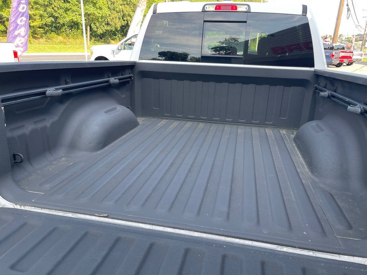 Used 2019 RAM 1500 Big Horn AWD/4WD image 8