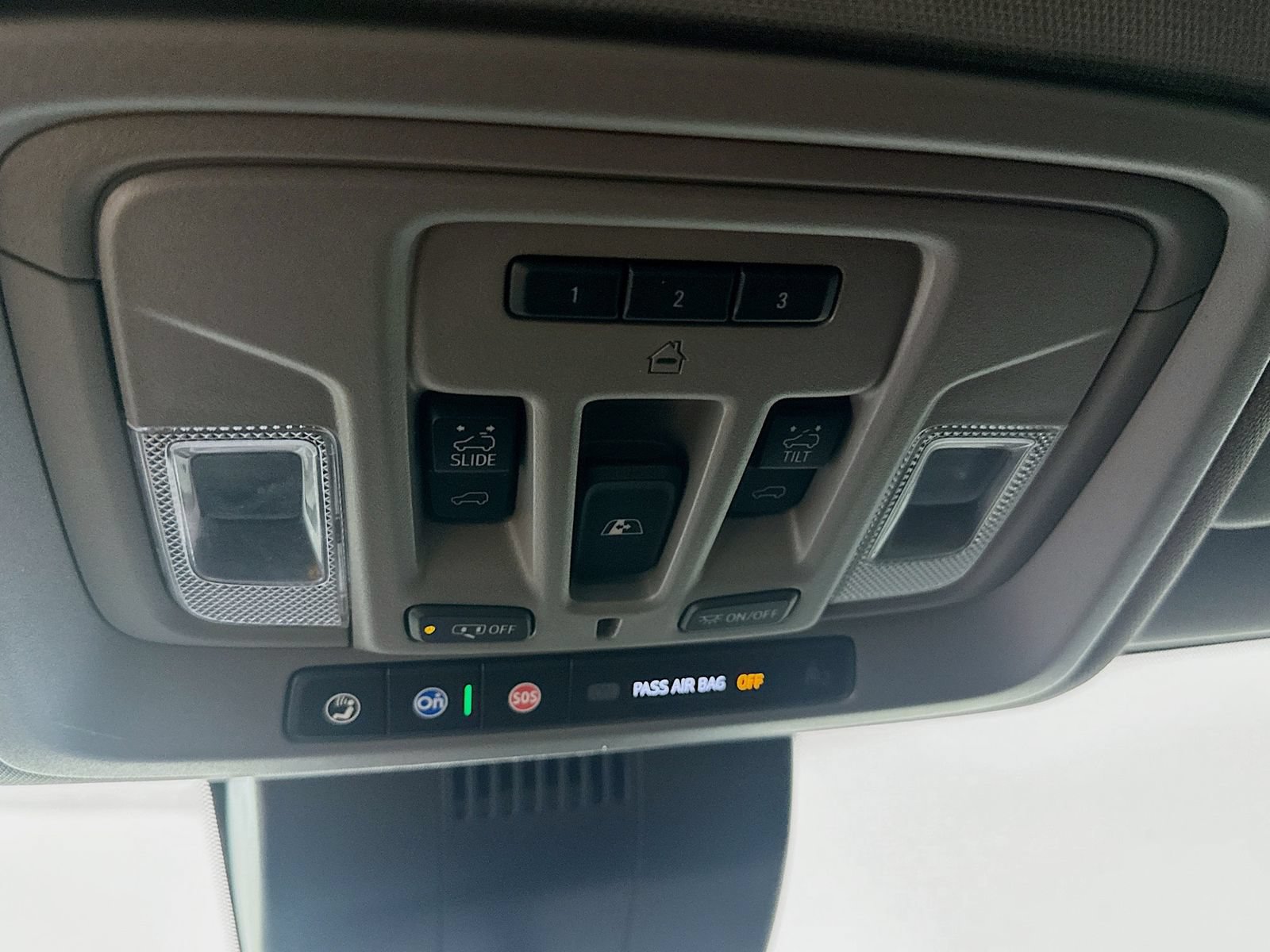 Used 2022 GMC Sierra 1500 Denali w/ Technology Package AWD/4WD image 30
