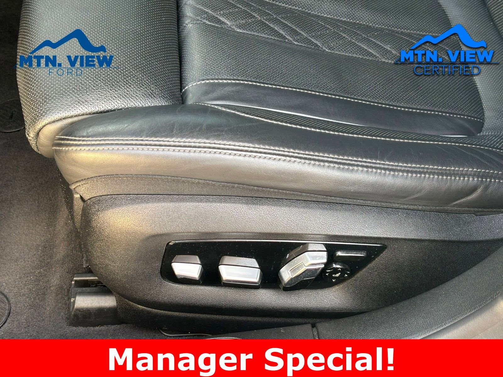 Used 2022 BMW 750i xDrive w/ Luxury Rear Seating Package image 18