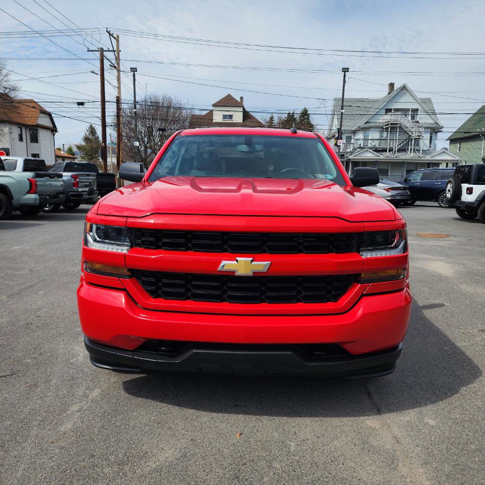 Used 2018 Chevrolet Silverado 1500 Custom w/ Custom Value Package AWD/4WD image 16