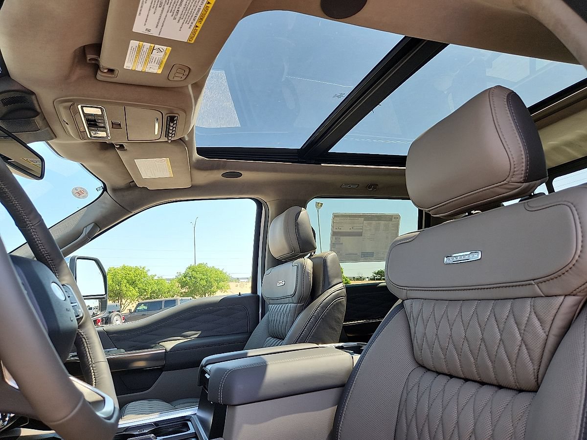 New 2026 Ford F250 Platinum w/ Platinum Plus Package AWD/4WD image 7