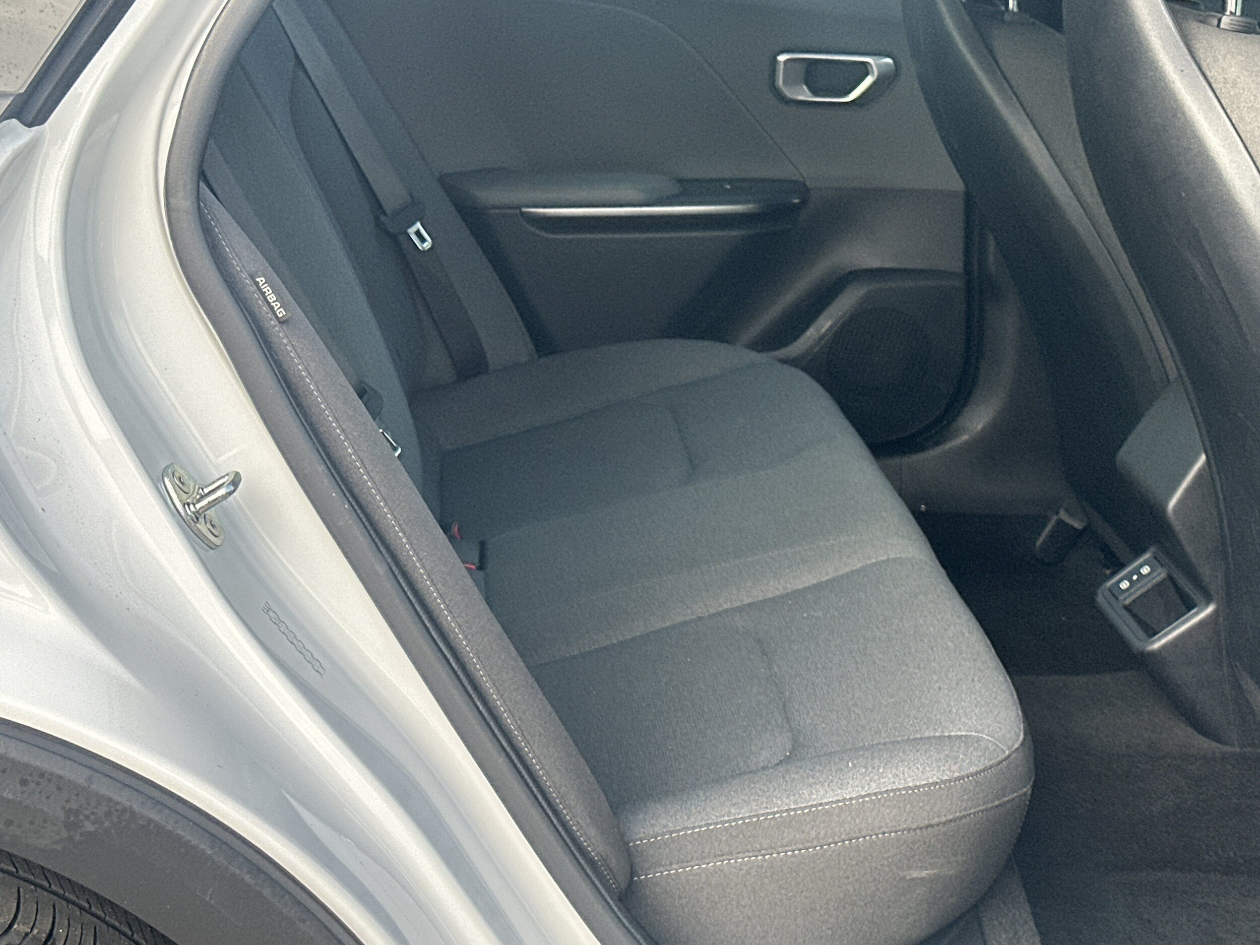 Used 2025 Kia K4 FWD image 47