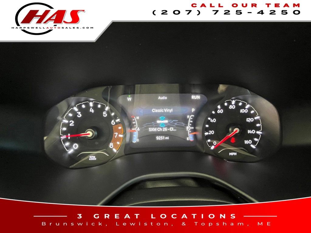 Used 2025 Jeep Compass Limited image 32