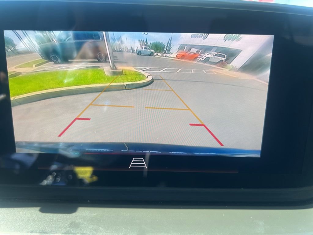 Used 2024 Buick Encore GX Sport Touring image 39