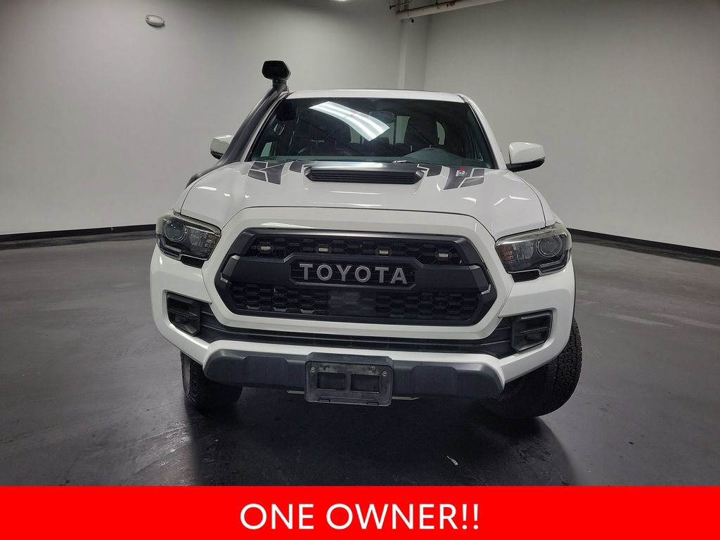 Used 2019 Toyota Tacoma TRD Pro AWD/4WD image 3