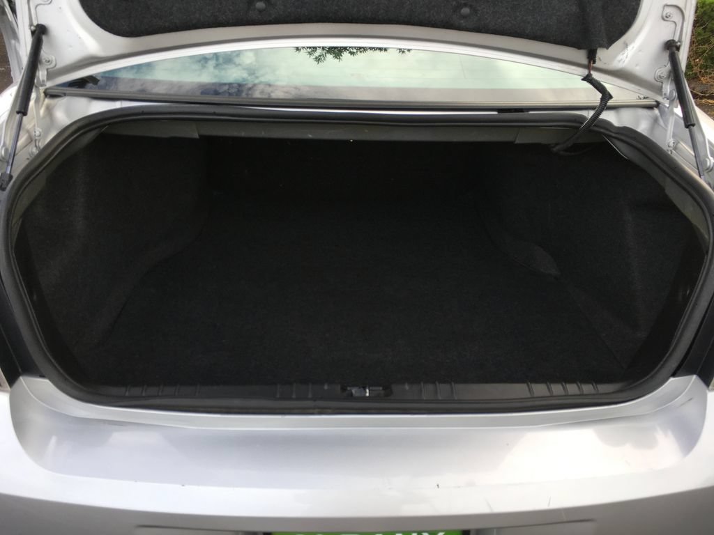 Used 2014 Chevrolet Impala LT FWD image 33