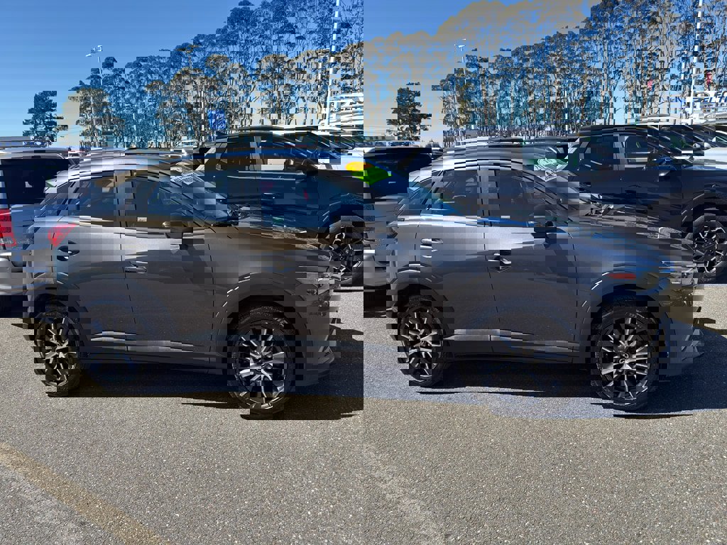 Used 2018 MAZDA CX-3 Touring image 2