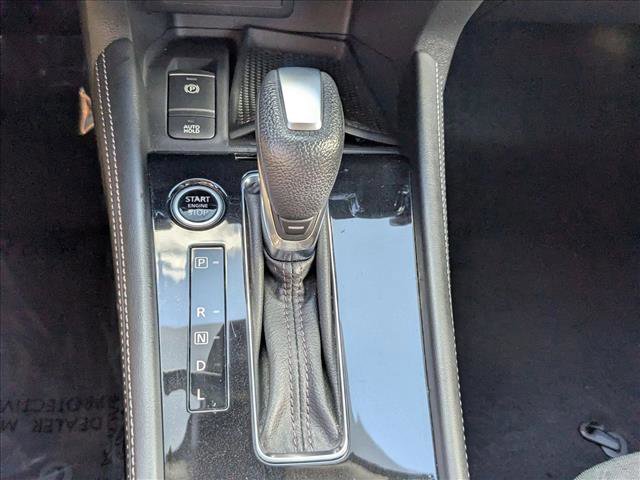 Certified 2021 Nissan Kicks SR image 12