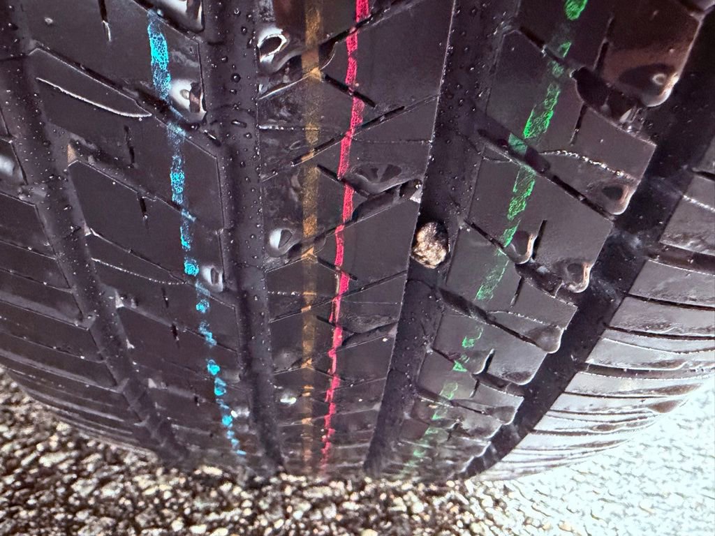 Certified 2023 Lexus RZ 450e Premium w/ Accessory Package (A2) image 17