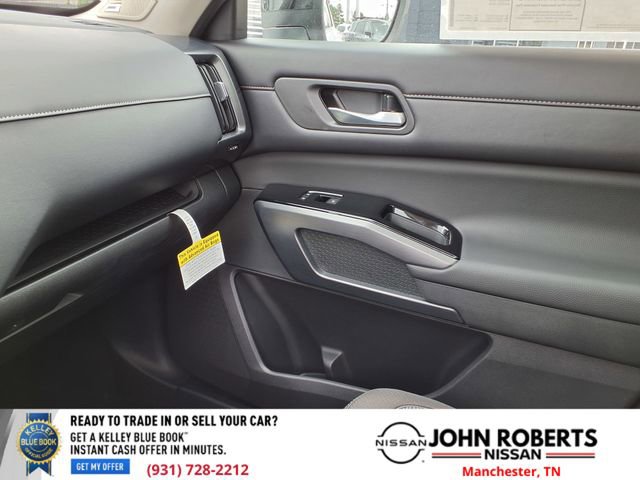 New 2026 Nissan Pathfinder SL image 11