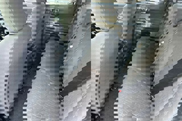 Used 2017 Toyota Tacoma TRD Sport w/ Tow Package image 15