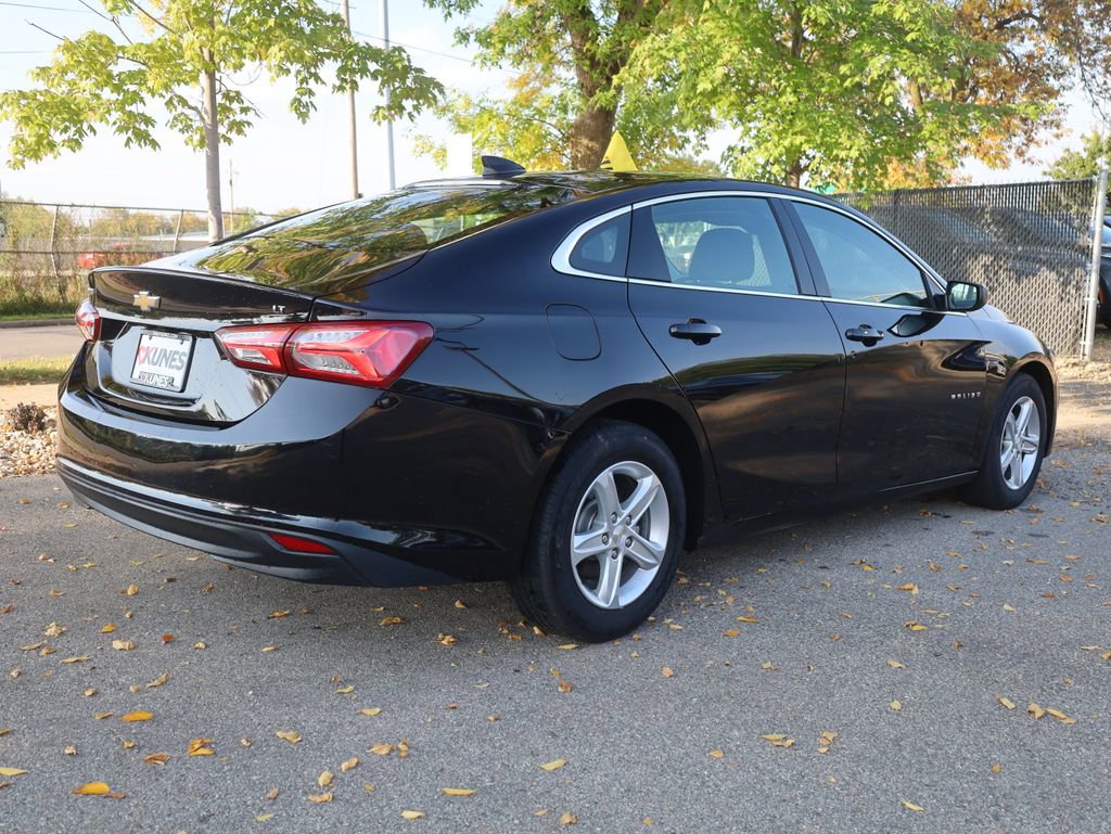 Used 2022 Chevrolet Malibu LT image 10