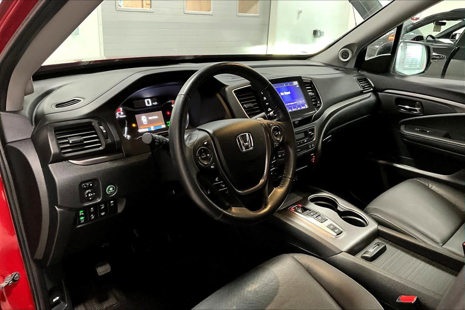 Used 2023 Honda Ridgeline RTL-E image 2
