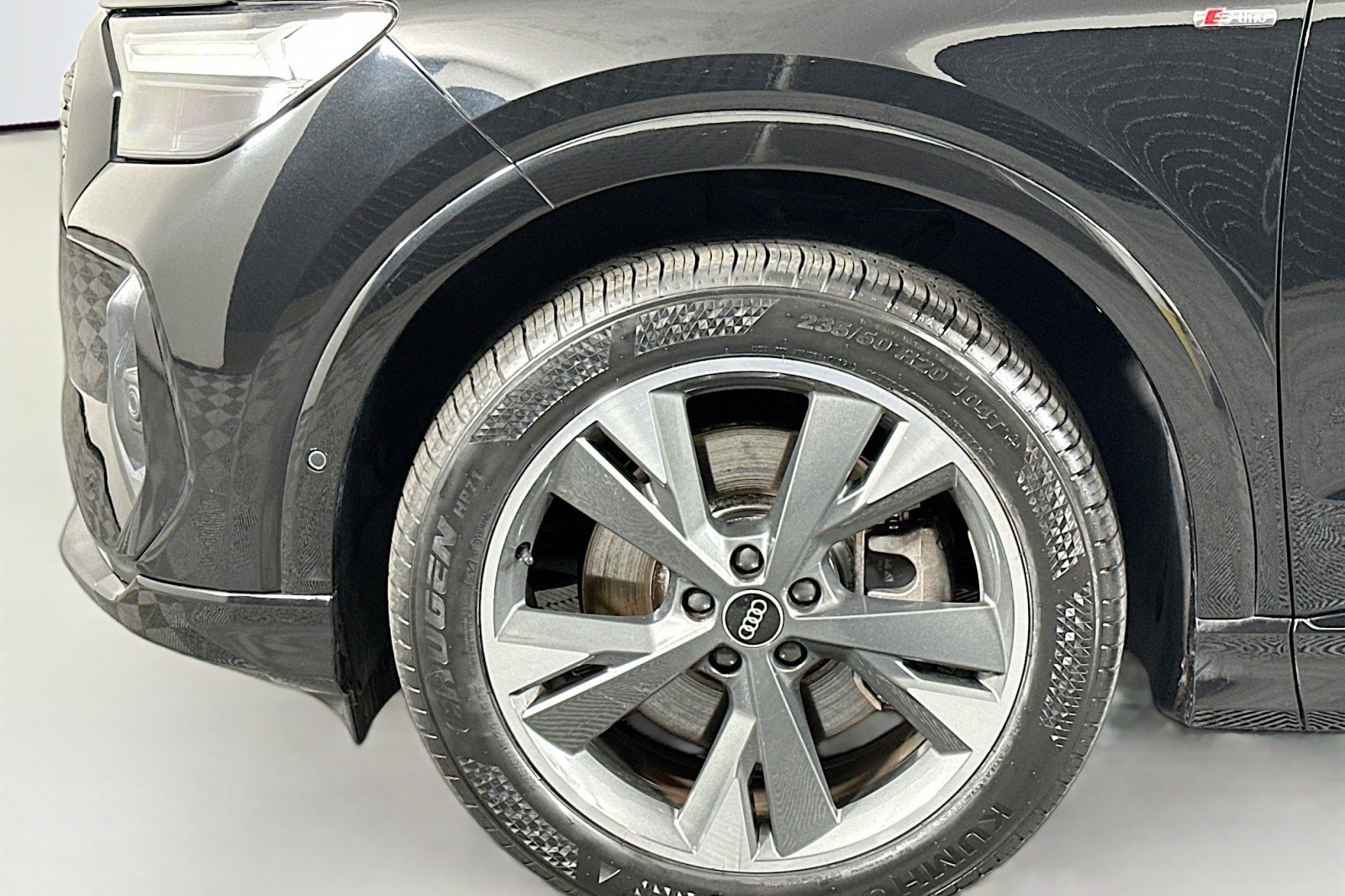 Used 2023 Audi Q4 e-tron Premium Plus w/ Premium Plus image 12