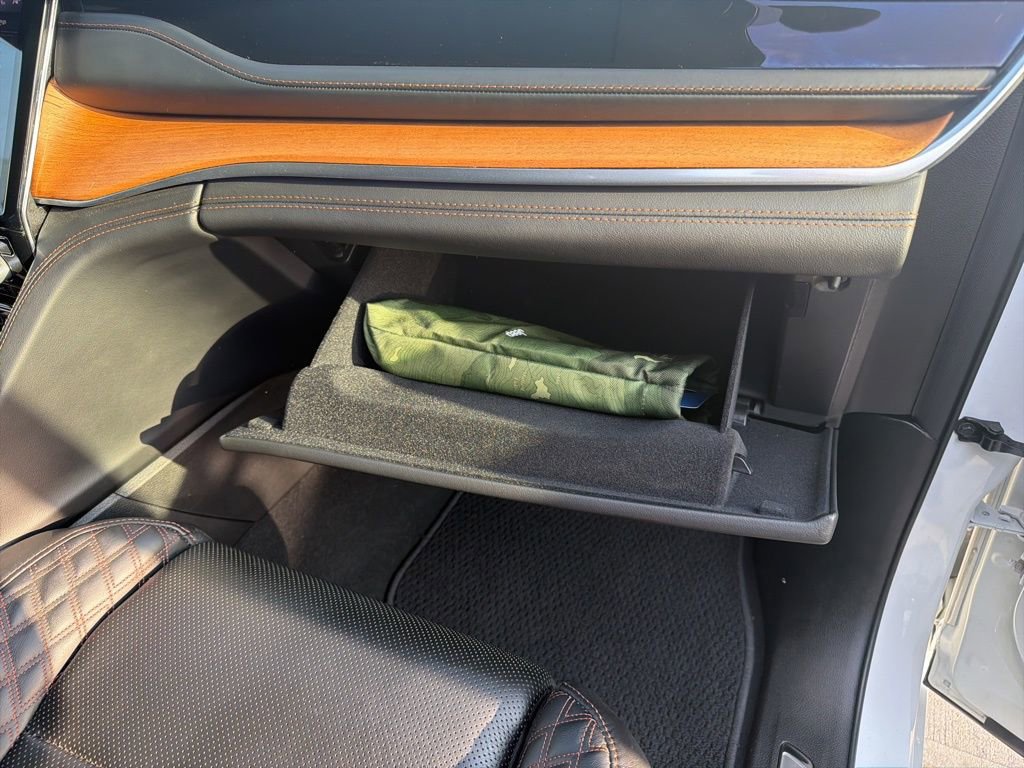 Used 2022 Jeep Grand Cherokee Summit image 41