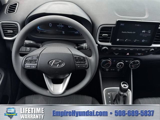New 2026 Hyundai Venue SE FWD image 17