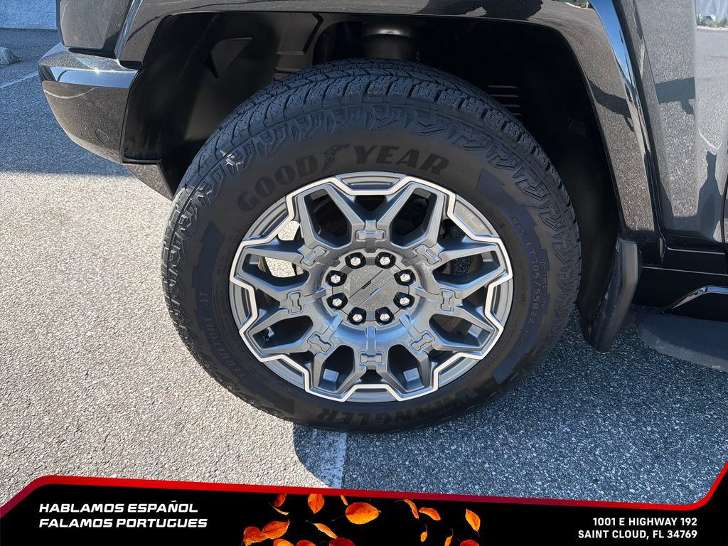 Certified 2025 GMC Hummer EV 3X AWD/4WD image 10