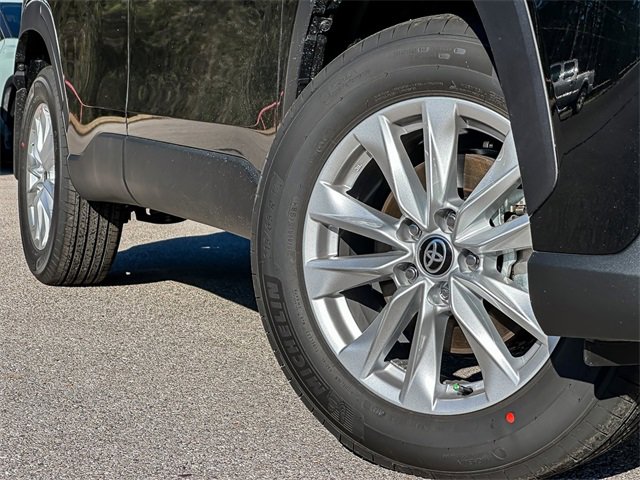 New 2026 Toyota Corolla Cross LE image 2