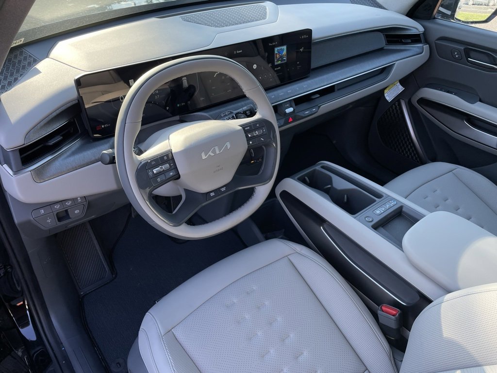New 2026 Kia EV9 Wind image 10