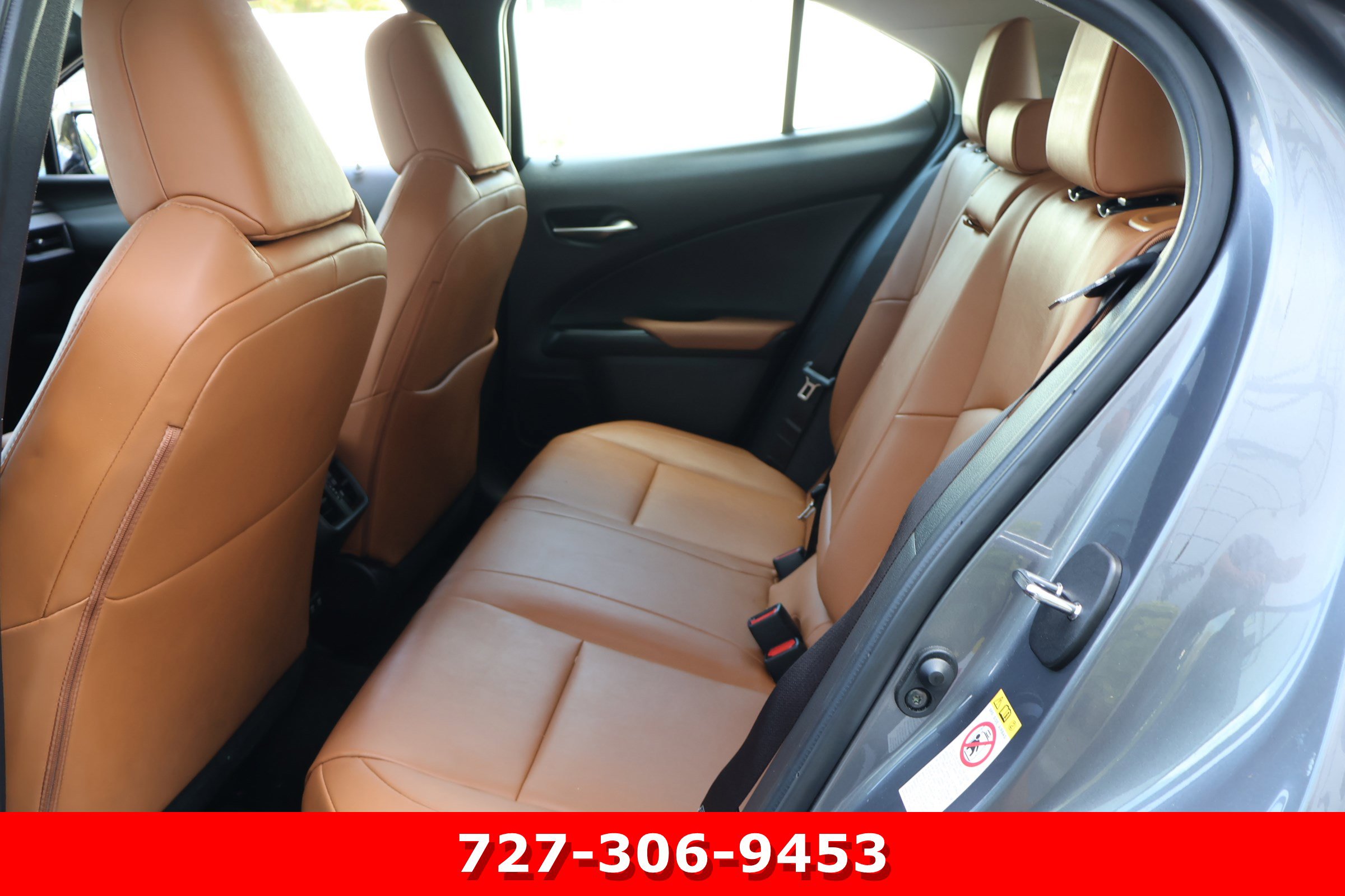 Used 2019 Lexus UX 250h w/ Premium Package image 16