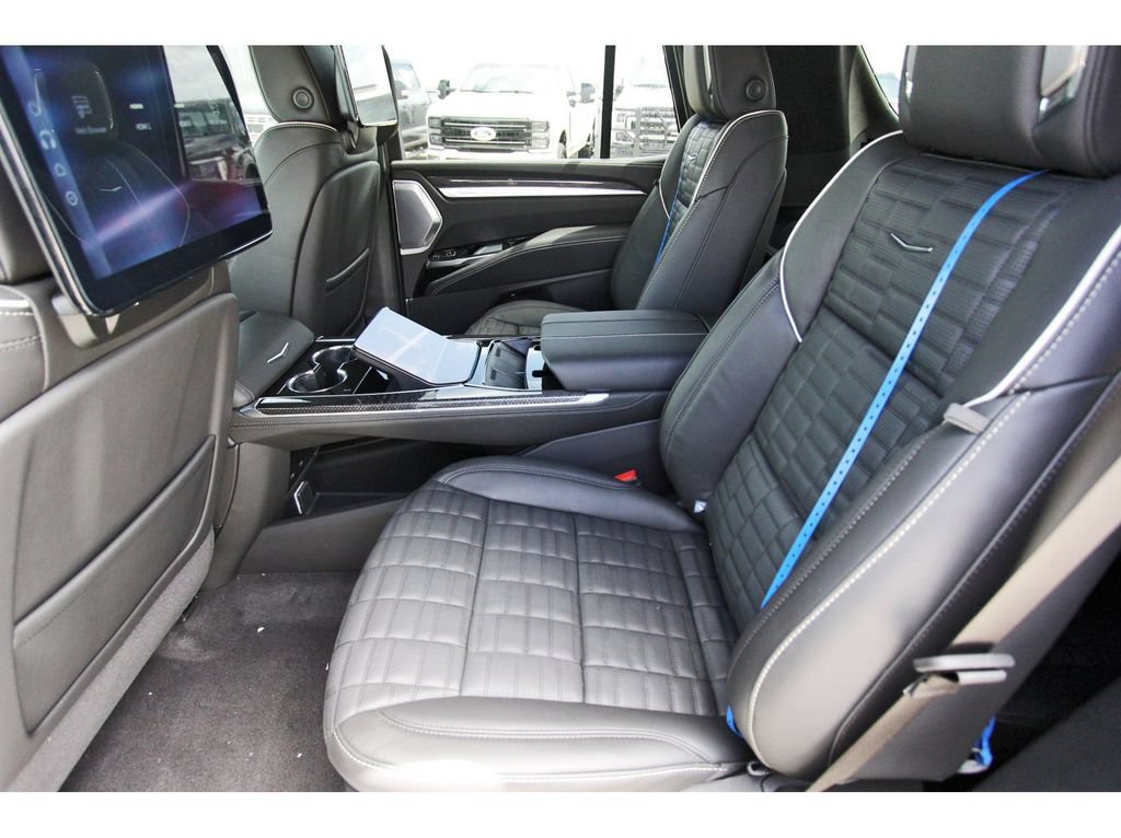 New 2026 Cadillac Escalade V AWD/4WD image 7