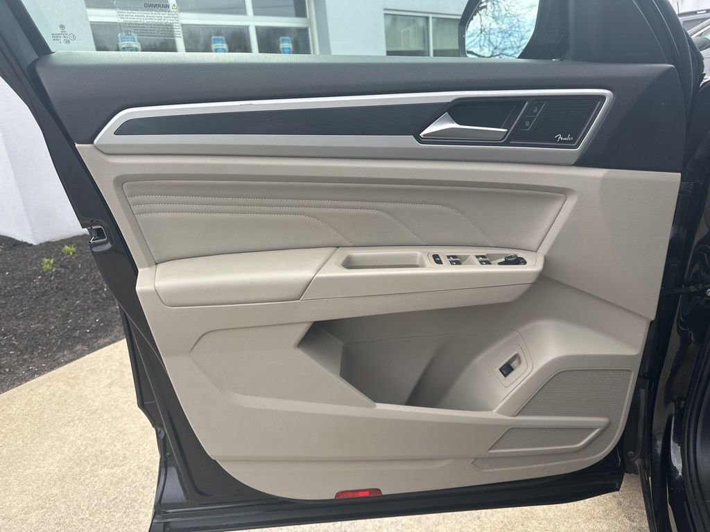Used 2023 Volkswagen Atlas SEL Premium AWD/4WD image 16