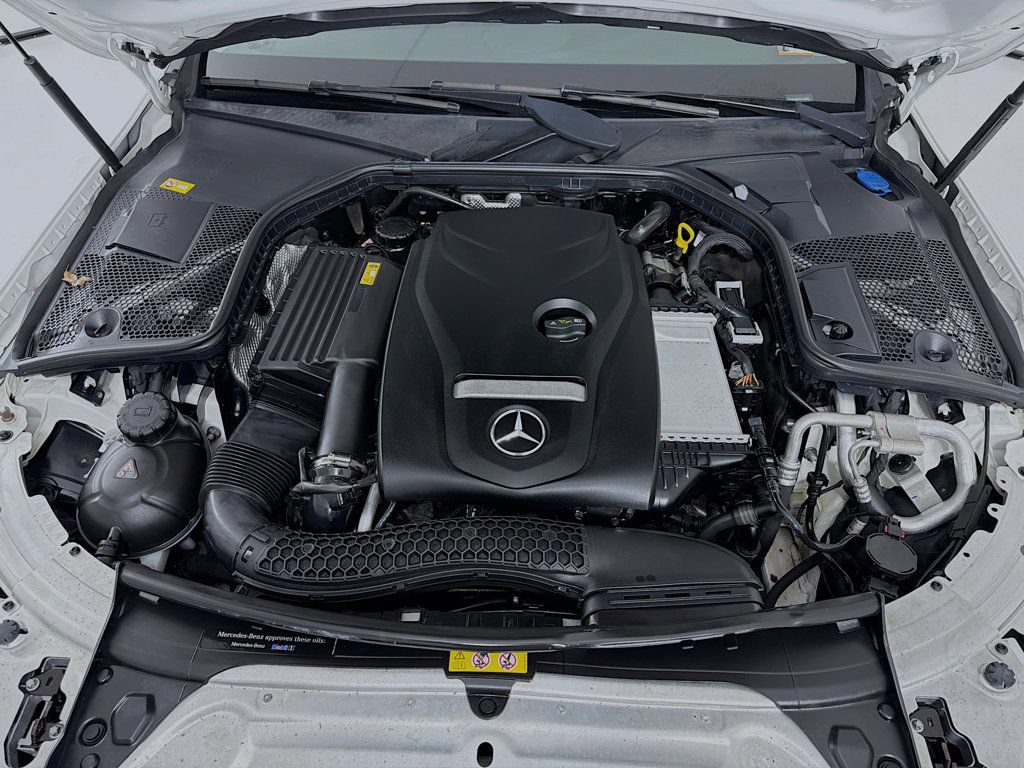 Used 2016 Mercedes-Benz C 300 4MATIC Sedan image 31